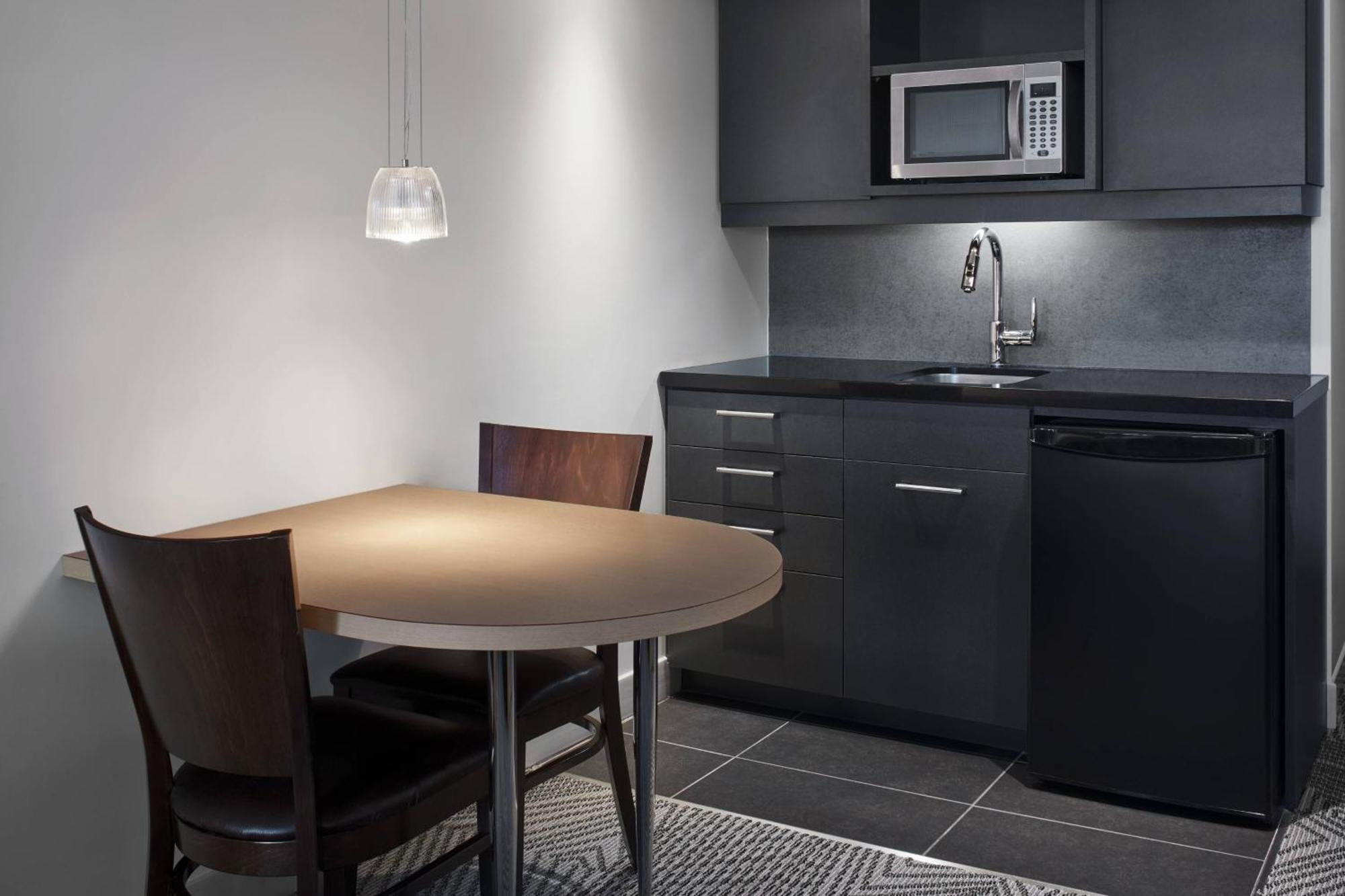 Delta Hotels By Marriott Mont Sainte-Anne, Resort & Convention Center 보프레 외부 사진