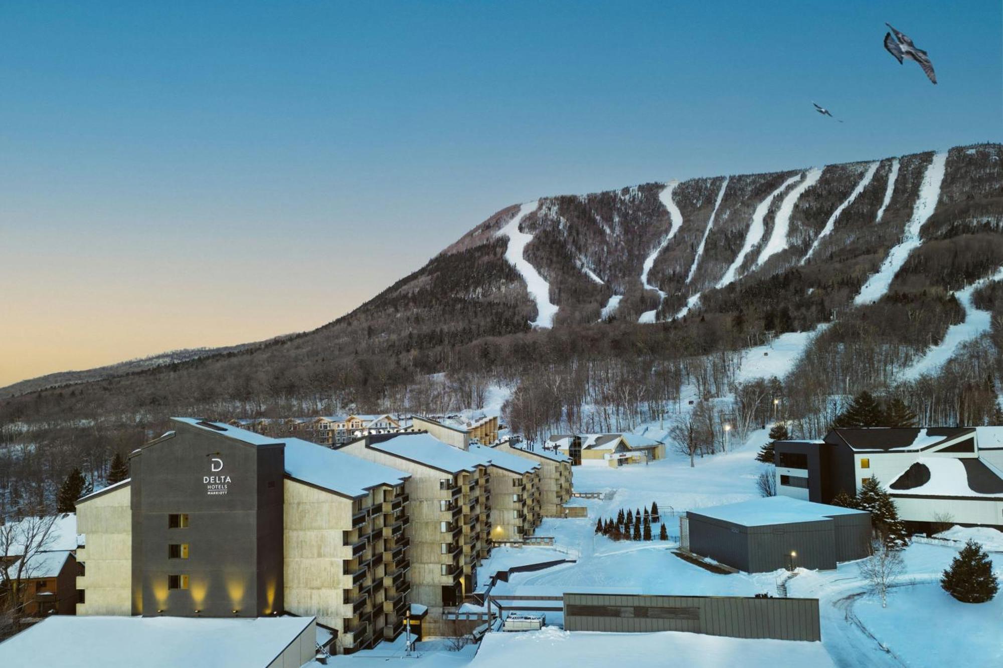 Delta Hotels By Marriott Mont Sainte-Anne, Resort & Convention Center 보프레 외부 사진